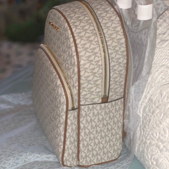 Michael Kors Backpack Medium Abbey main image 4